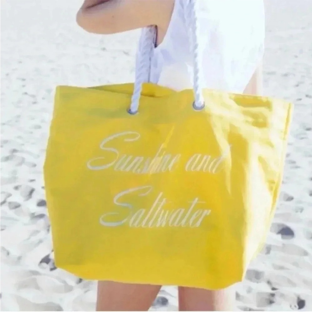 ☀️ 🌊 Trina Turk Sunshine and Seawater yellow beach tote bag rope handles 14x18”